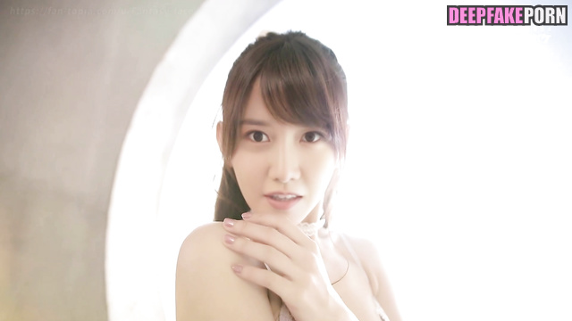 Nude Yoona SNSD sexy body gets oiled up (ヌード 少女時代) [PREMIUM]