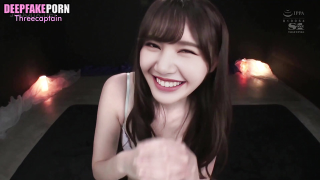 Real fake Lisa (BLACKPINK) jerking off an invisible cock (진짜 가짜 리사) [PREMIUM]