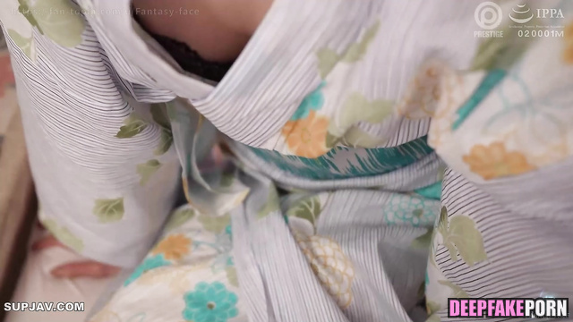 Tiffany Tang is very sexy in national dress (非常性感 唐嫣) [PREMIUM]