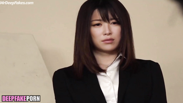 Zhu Zhu/朱珠 found way to make her boss to sign docs 智能換臉 deepfake sex