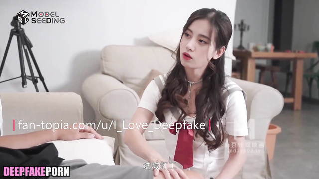 Ju Jingyi 鞠婧祎 and her friend do amazing foot massage SNH48 智能換臉