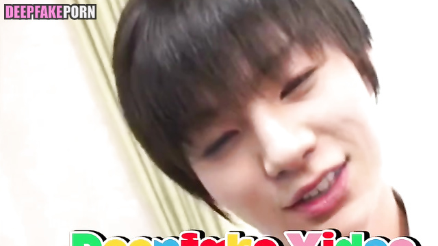 Sweet gay Jeno licking dildo on camera - fake // 엔시티 얼굴 교환