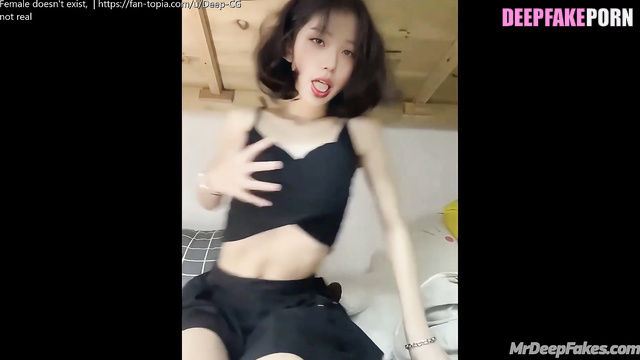 Solo masturbating by hot Wonyoung, IVE - アイヴ セックステープ