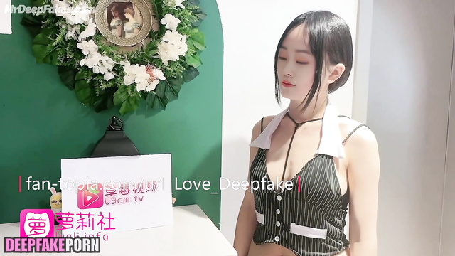 Fake Song Yi deepfake video (hot plays with nipples) - 宋轶 换脸