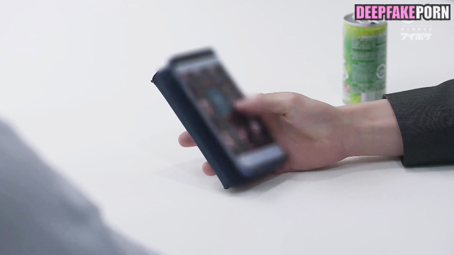 Hot Park Shin-hye was fucked in outerwear, fake - 박신혜 섹스 장면