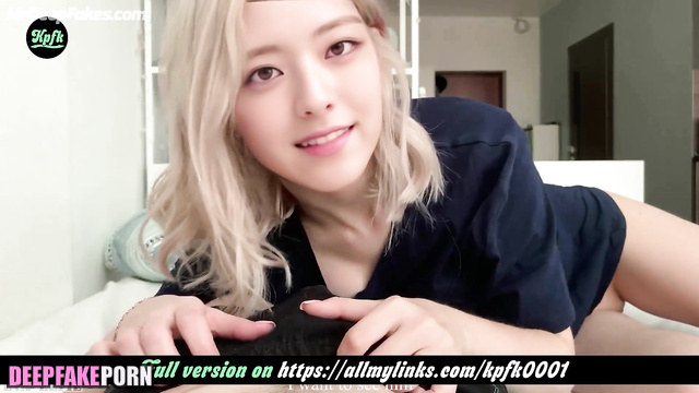 Babe licking springy dick - Yuna pov sex tape / 유나 얼굴 교환