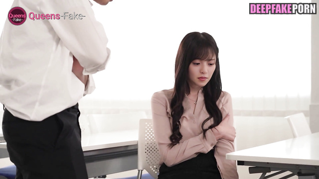 Asuka Saito plays with a sex toy in the toilet (アダルト 齋藤 飛鳥 乃木坂46) [PREMIUM]