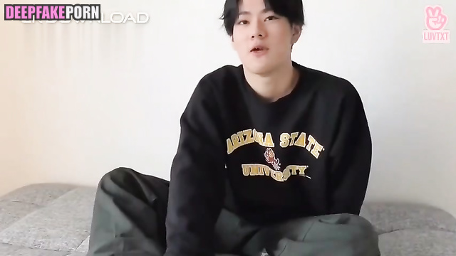 Jungwon face swap - boy jerked off on webcam / エンハイフン 顔を変える