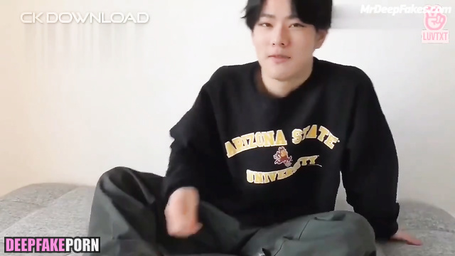 Cute gay Jungwon solo jerking off, ai - エンハイフン セックスシーン