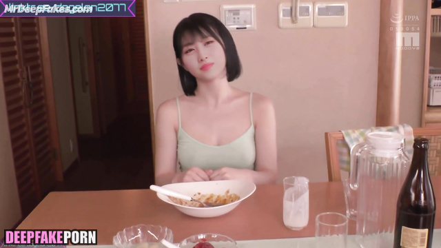 トゥワイス TWICE Momo has amazing sex 性別 in kitchen with her secret lover