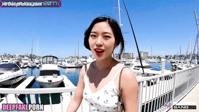 Yujin had spontaneous sex with taxi driver, ai - アイヴ セックスシーン