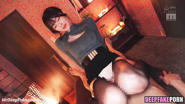 Irene, Red Velvet in black sexy stockings jerks off cock (아이린 섹스 장면)