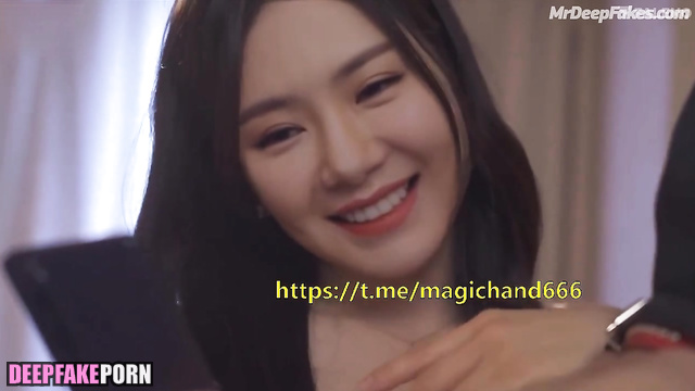 Chinese babe Qi Wei playing fetish sex games / 戚薇 性爱录像带