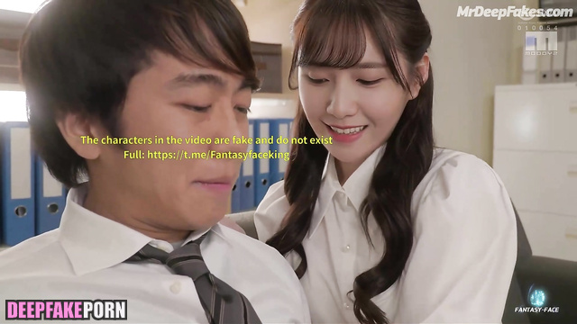 Yoona makes porn in office ポルノ while everybody are working SNSD 少女時代