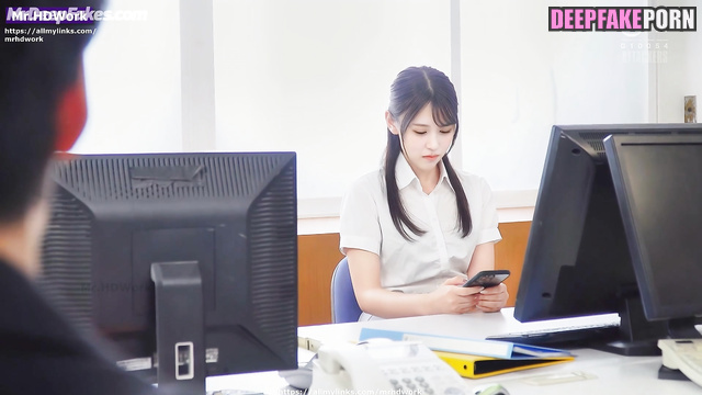 Mina makes フェイクポルノ fake porn of passionate sex at work TWICE トゥワイス