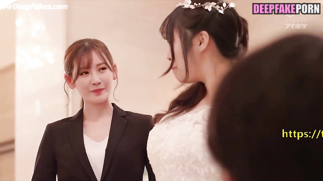 Face swap - Liu Yan is debauched at the wedding (柳岩 假应用程序)