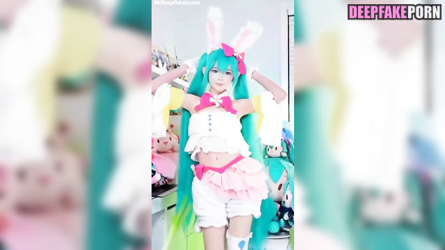 Cute and sexy dance in different clothes, Tsuruko fakeapp