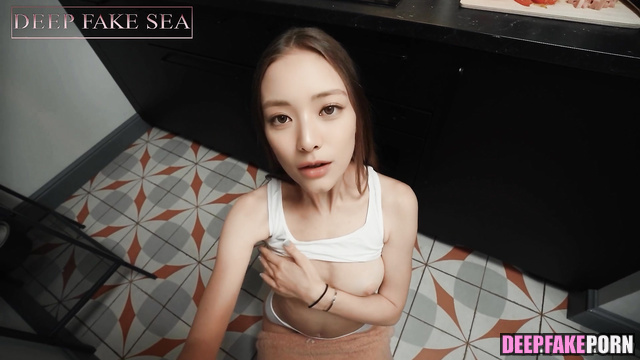 Shin Yu-na pov celebrity sex - babe and footjob (신유나 있지)