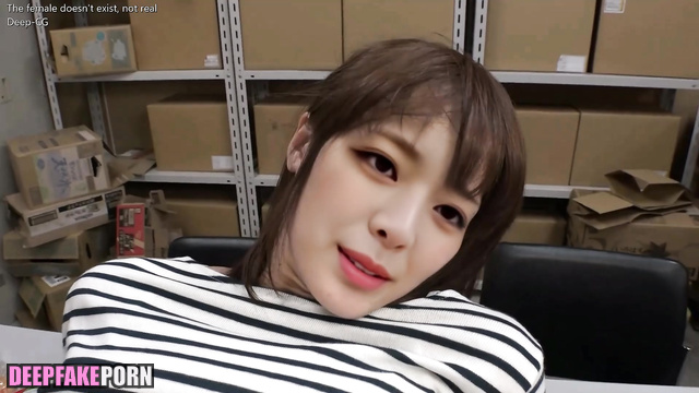 Yuna asks for cum on face to feel better sexy idol 섹시한 아이돌 유나 ITZY 있지 [PREMIUM]