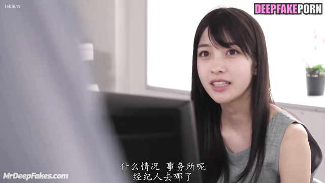 Two Japanese men sexually satisfy Kanna Hashimoto (橋本 環奈 人工知能)