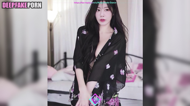 Erotic dance - is her hobby, Miyawaki Sakura ai (アイズワン アダルトビデオ) [PREMIUM]