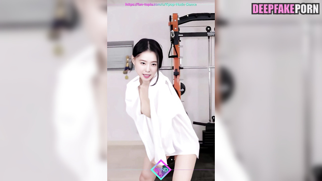 Dance in man's shirt / 아이린 레드벨벳 Irene sex scene with dirty talk [PREMIUM]