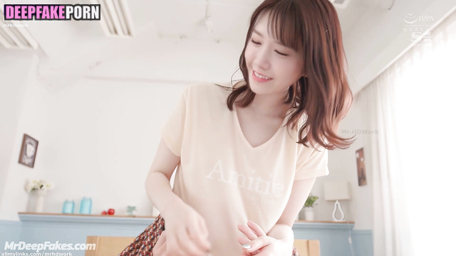 Yoona SNSD will make you horny with her gentle whisper (少女時代 セックスシーン)