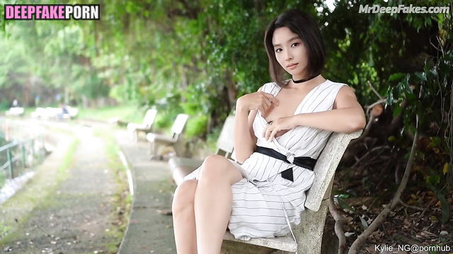 Face swap Shin Se-kyung pissing in public deepfake 신세경 딥페이크