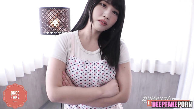 [TWICE] Momo doing handjob - fake porn (모모 트와이스 가짜 포르노)