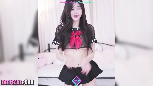 Pretty brunette adores sexy dances / IU fake video - 아이유 진짜 가짜 [PREMIUM]