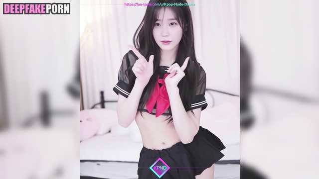 Pretty brunette adores sexy dances / IU fake video - 아이유 진짜 가짜 [PREMIUM]