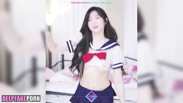 Korean beauty girl dancing for fun // Irene enjoying it 아이린 레드벨벳 [PREMIUM]