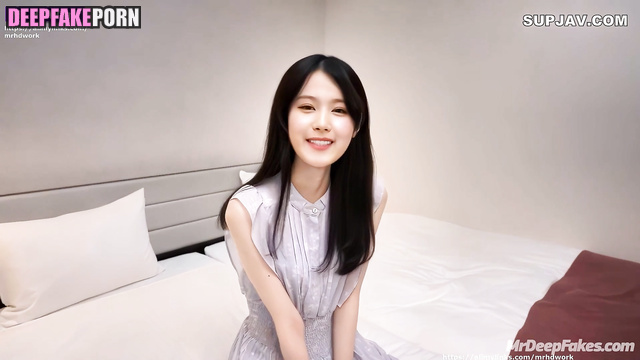 Shy サナ Sana turned out to like making porn ポルノ with fans トゥワイス TWICE