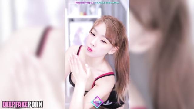 Pretty brunette dancing just for fun, fake Taeyeon (少女時代 セックステープ) [PREMIUM]