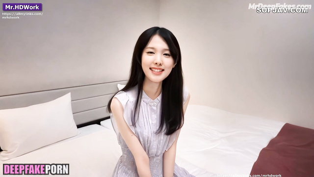 Shy and pretty Nayeon got creampie - real fake (トゥワイス セレブのセックス)