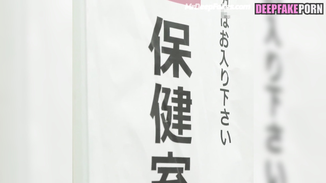 Fake Mariko Shinoda stimulated her clit during blowjob / 篠田 麻里子 本物の偽物