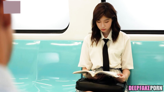 Dogging sex scene - Zhou Ye fucked right in the subway (周也 真假) [PREMIUM]