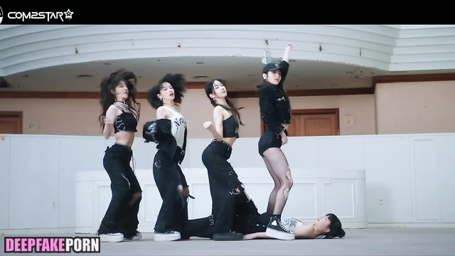 Pmv porn - LE SSERAFIM (ルセラフィム 本物の偽物) having fun with producer [PREMIUM]