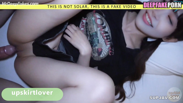 Skinny girl is ready for fuck all night - Solar celebrity sex / 솔라 마마무