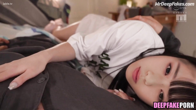 Amazing footjob by dissolute schoolgirl Nanase Nishino, ai (西野七瀬 乃木坂46)