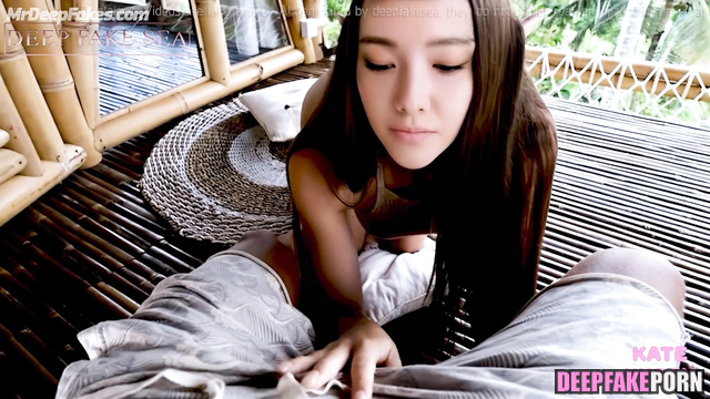 Sexy Yoona sucking cock at an asian villa - fakeapp / 少女時代 セックステープ