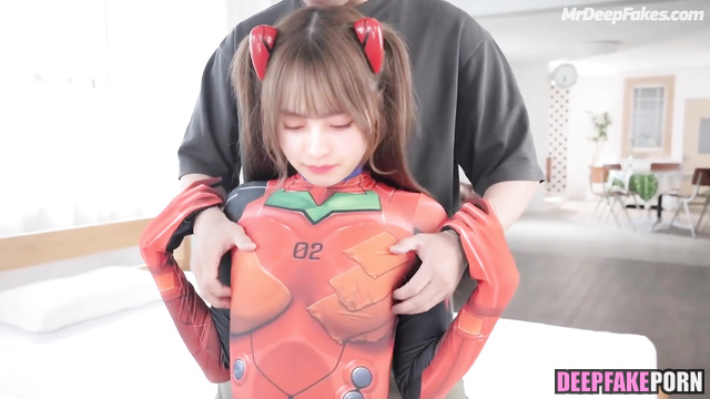 Super woman Kanna Hashimoto (橋本 環奈 セックスシーン) makes amazing blowjob - ai