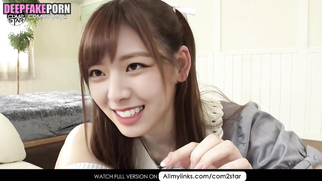 Yuna is absolutely ready for her first blowjob / 유나 있지 / hot adult video