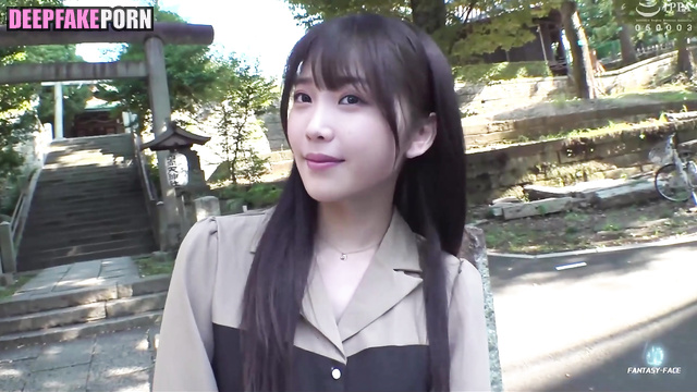 Footjob to sexy stranger, IU cool deepfake video (아이유 연예인 섹스)