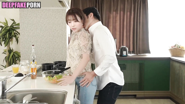 Prelude at a kitchen, Suzu Hirose 広瀬すず 本物の偽物 and guy from dating site ai