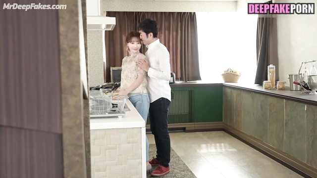 Prelude at a kitchen, Suzu Hirose 広瀬すず 本物の偽物 and guy from dating site ai