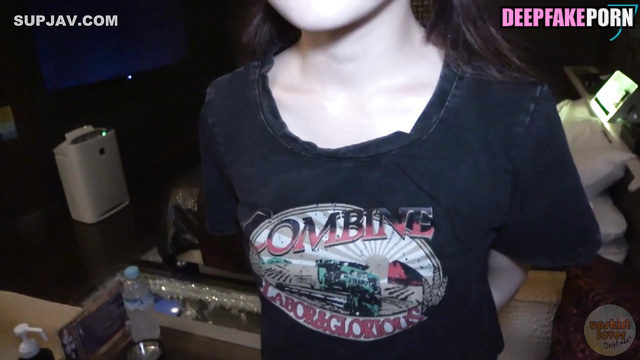 Curious teen sucking your cock / Solar 솔라 마마무 pov deepfake video [PREMIUM]