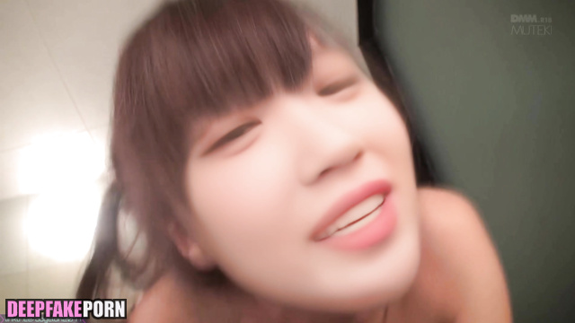 アイズワン セックスシーン Chaewon asked you for fuck her in the bath - face swap [PREMIUM]