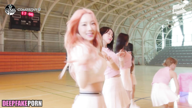 Sexy blonde Taeyeon (少女時代 ディープフェイクビデオ) having a good time / [PREMIUM]