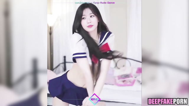 Naughty schoolgirl dancing on webcam / アイヴ セックスシーン Wonyoung fakeapp / [PREMIUM]